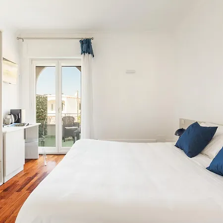 Yourhome - Sorrento Apartment