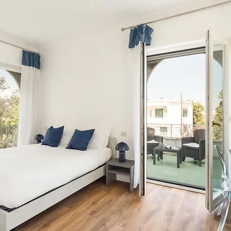Yourhome - Sorrento Apartment