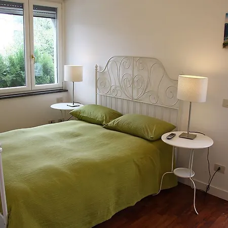 Yourhome - Sorrento Apartment Meta