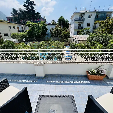 Apartamento Yourhome - Sorrento Meta